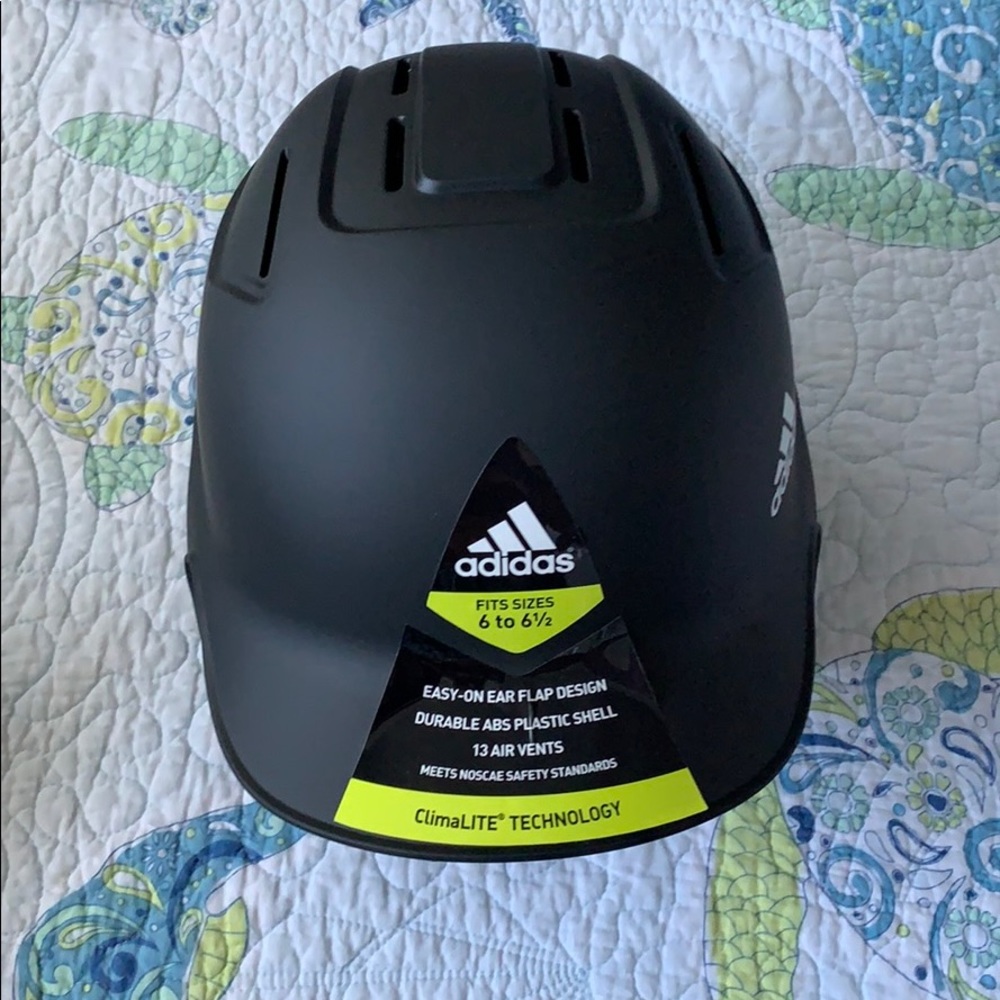 Adidas kids Helmet